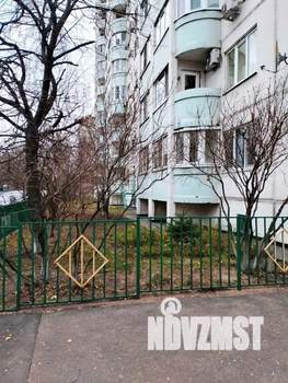 2-к квартира, вторичка, 61м2, 1/17 этаж