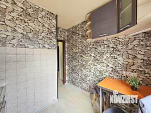 4-к квартира, вторичка, 61м2, 5/5 этаж