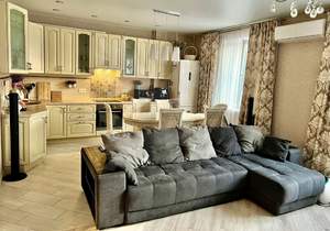 3-к квартира, вторичка, 72м2, 6/17 этаж