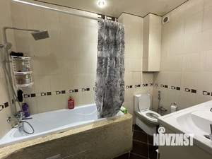 2-к квартира, вторичка, 66м2, 1/17 этаж