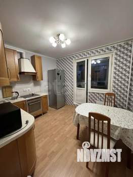 1-к квартира, вторичка, 42м2, 13/25 этаж