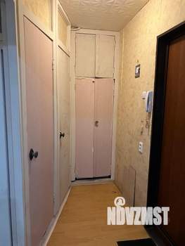 2-к квартира, вторичка, 42м2, 1/9 этаж
