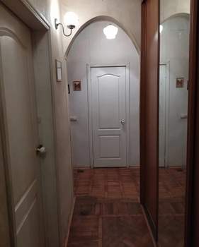 2-к квартира, вторичка, 47м2, 1/4 этаж