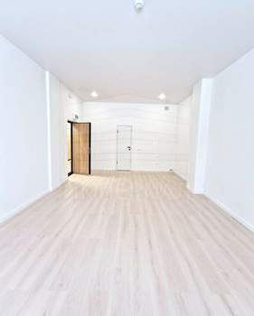 Студия квартира, вторичка, 32м2, 1/4 этаж