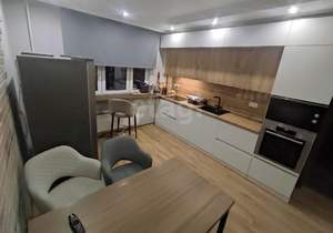 2-к квартира, вторичка, 58м2, 2/25 этаж