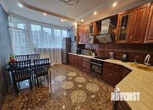 2-к квартира, вторичка, 70м2, 7/17 этаж