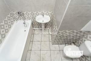 2-к квартира, вторичка, 74м2, 1/19 этаж