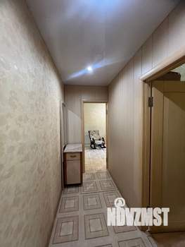 2-к квартира, вторичка, 42м2, 1/9 этаж