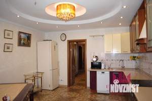 3-к квартира, вторичка, 140м2, 14/23 этаж