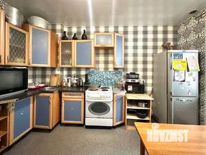 2-к квартира, вторичка, 54м2, 1/17 этаж