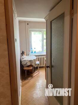 2-к квартира, вторичка, 42м2, 1/9 этаж