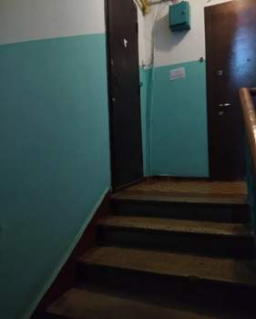 2-к квартира, вторичка, 47м2, 1/4 этаж