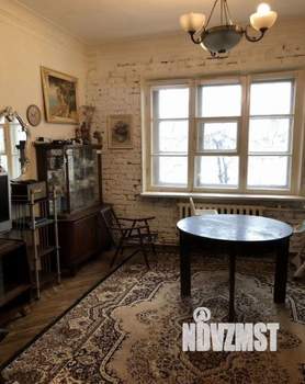 2-к квартира, вторичка, 62м2, 1/2 этаж