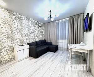 Студия квартира, вторичка, 33м2, 3/17 этаж