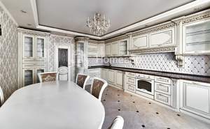3-к квартира, вторичка, 131м2, 9/25 этаж
