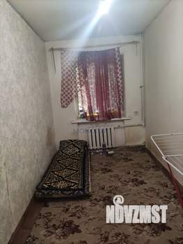 3-к квартира, вторичка, 53м2, 1/3 этаж