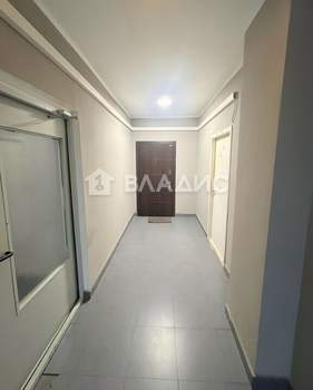 2-к квартира, вторичка, 61м2, 3/17 этаж